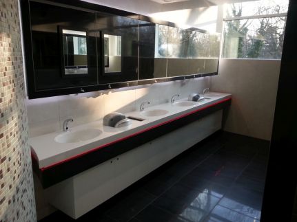 Modernizace toalet v OC Atrium Flora, Praha.